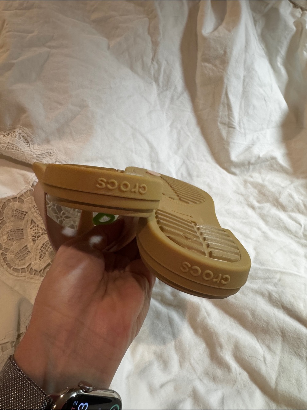 2 pairs CROCS Metallic Blush Pink/tan and Black/black Flip Flop Sandals, size 10 - Picture 6 of 10